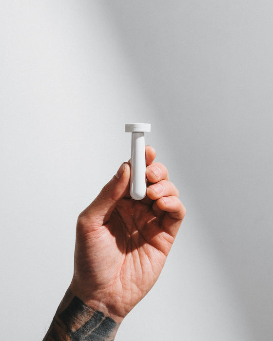 AKC - MAGNETIC HANDLE
