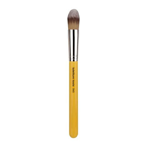 Studio Line 949 Pointed Foundation