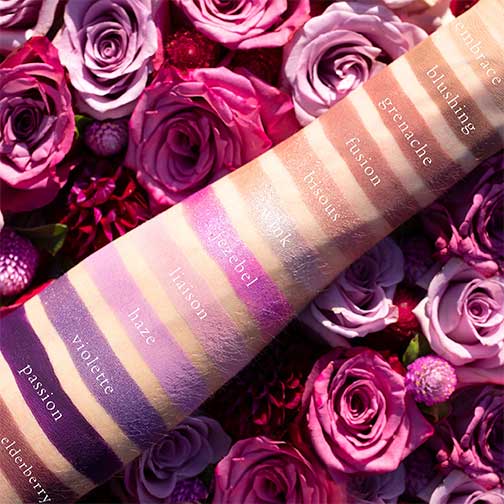 Viseart Violette ÉTENDU Eye Shadow Palette Applied