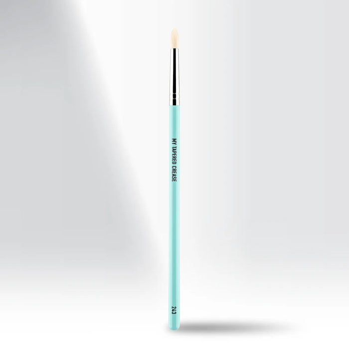 MYKITCO 243 - MY TAPERED CREASE